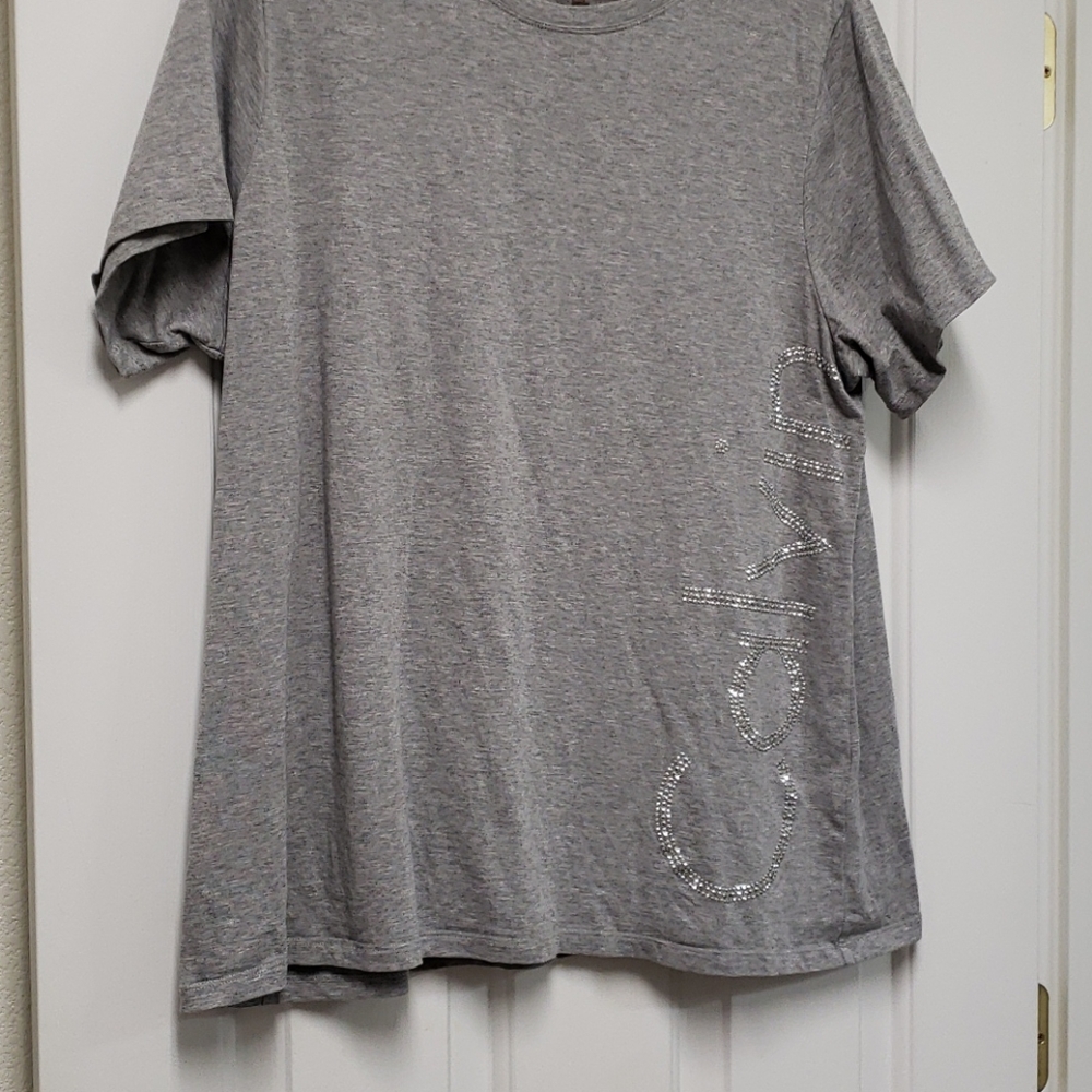 Calvin Klein Tee Shirt